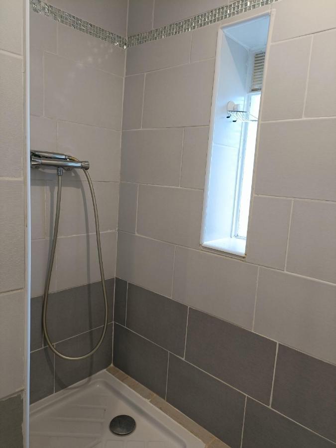 Un Bel Appartement Rez Jardin Parking Gratuit Ванс Экстерьер фото